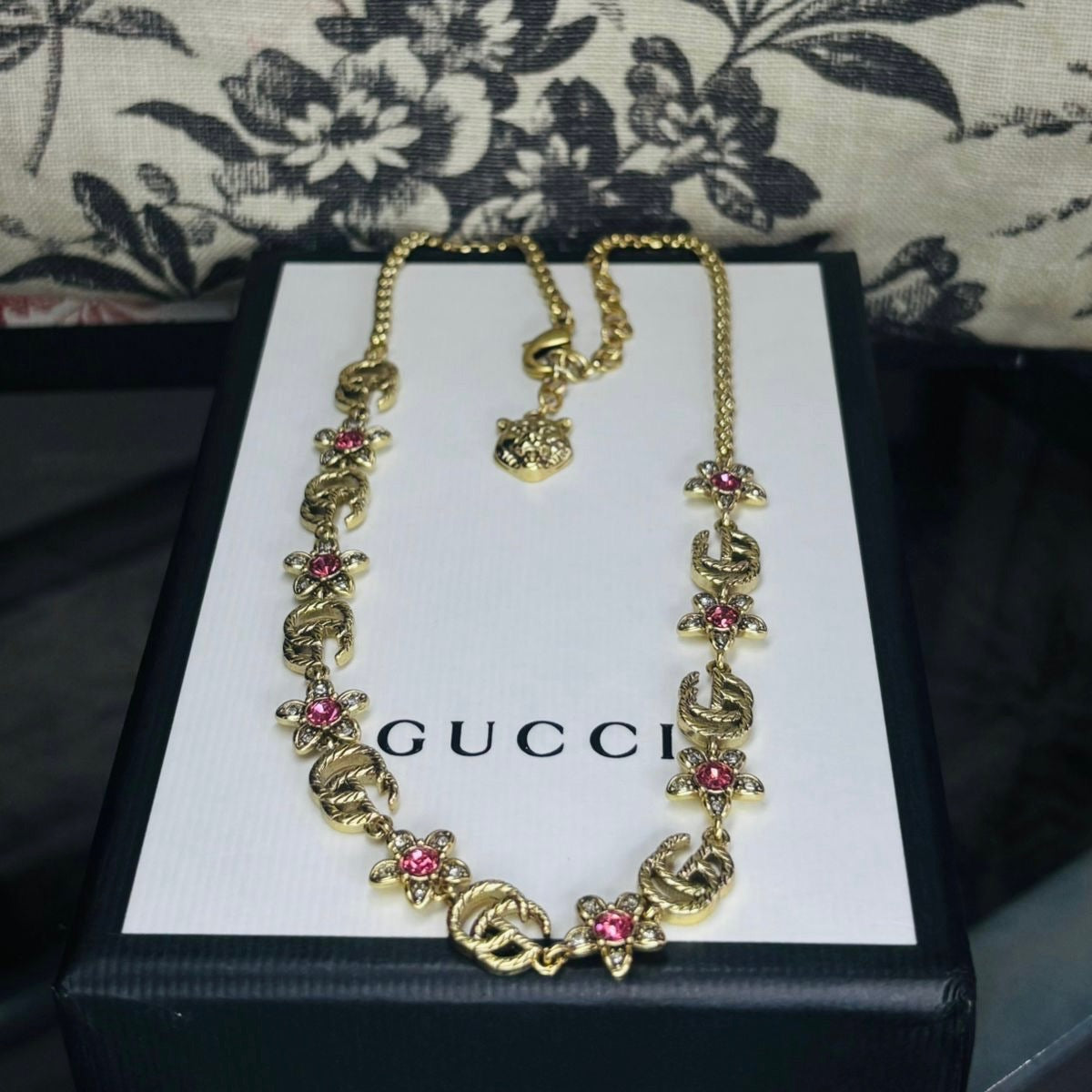 Collar Vintage G