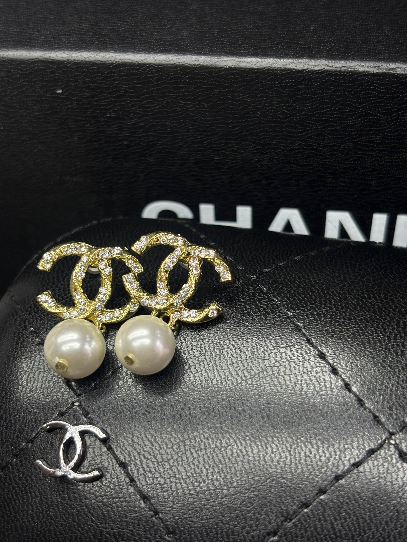 Aretes C