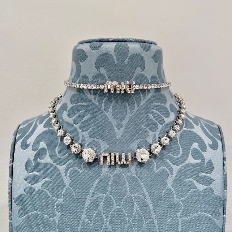 Gargantilla Miumiu